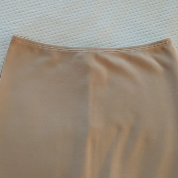 American Apparel Tan Skirt - Picture 4 of 6